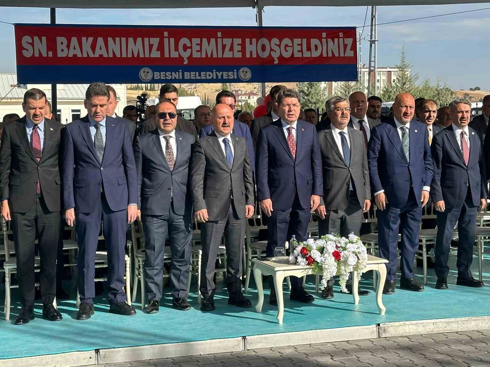 Bakan Yılmaz Tunç: "Deprem davalarında adaletin eşit şekilde tecelli etmesi için çalışmalarımız devam ediyor"