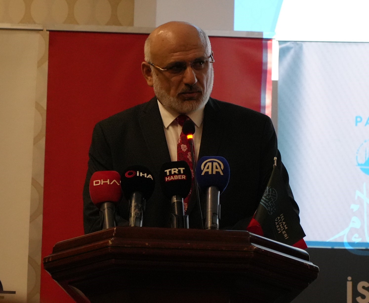 Diyanet İşleri Başkan Yardımcısı Şahin: "Bugüne Filistin’e kadar bin üzeri tırı uğurladık"