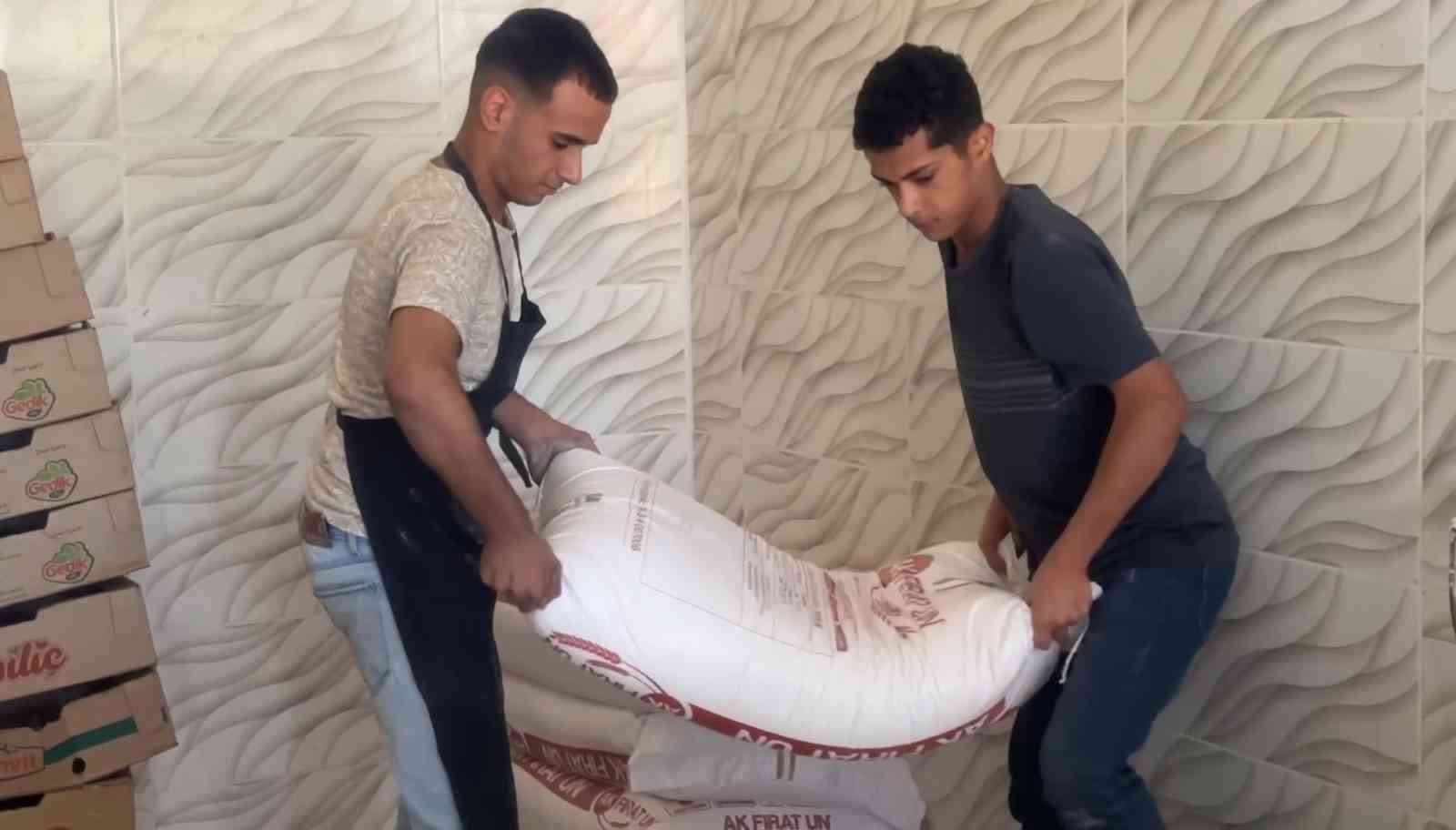 Ehliyet başvurusu yaptığında yatalak hasta olduğunu öğrendi
