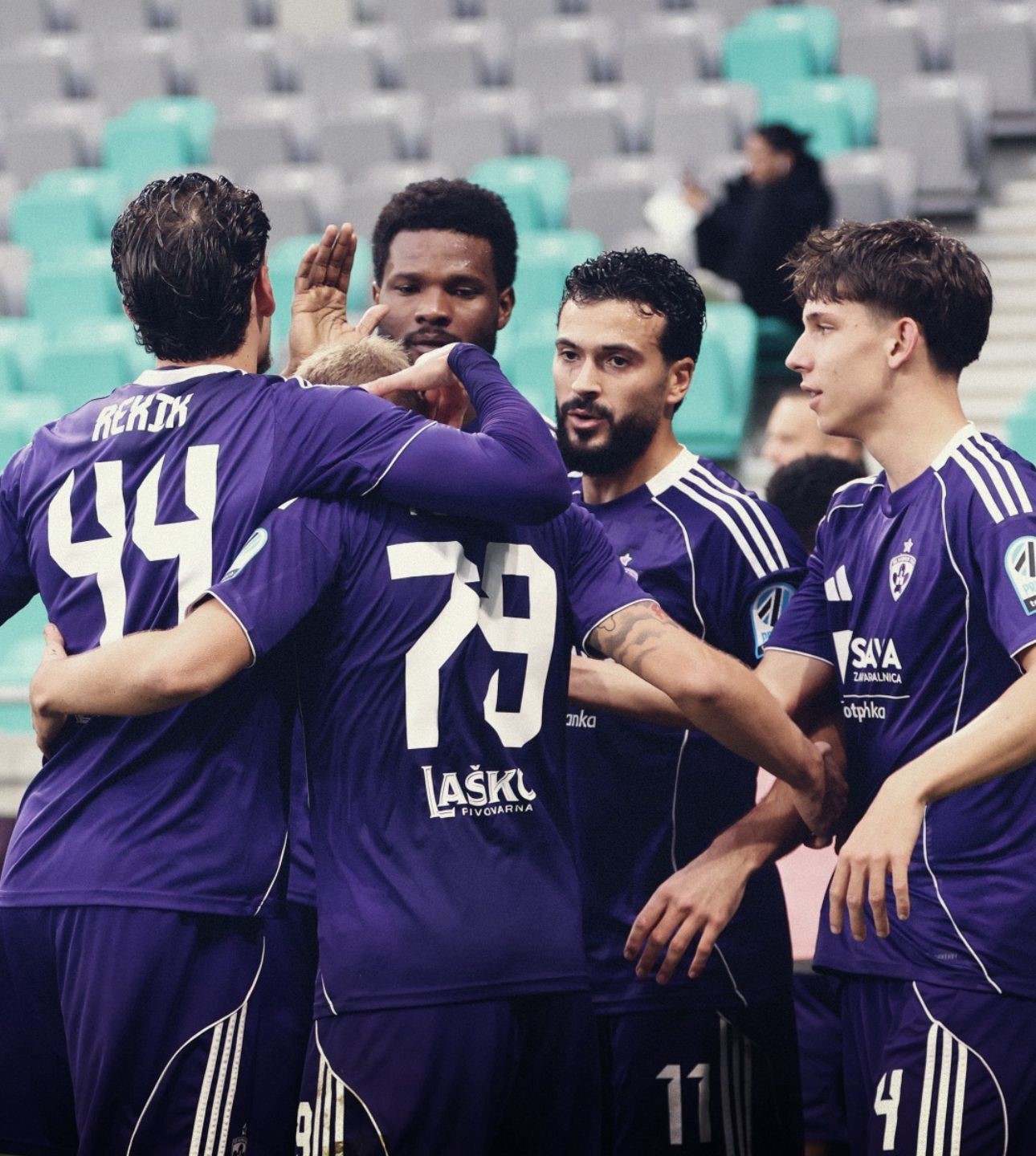 İngiltere’de Hull City, Slovenya’da da Maribor deplasmanda kazandı
