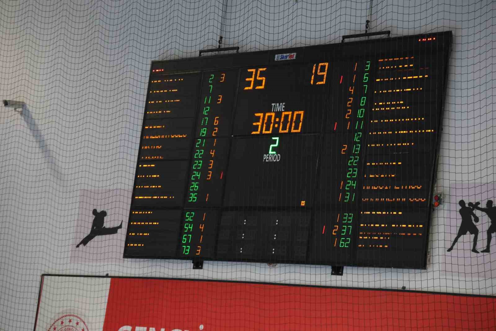 A Milli Hentbol Erkek Milli Takımı, Güney Kıbrıs Rum Kesimi’ni yenerek ikinci tura yükseldi