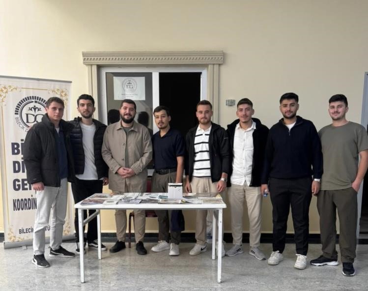 Bilecik&rsquo;te İl M&uuml;ft&uuml;s&uuml; Dilek &uuml;niversiteli gen&ccedil;lerle bir araya geldi
