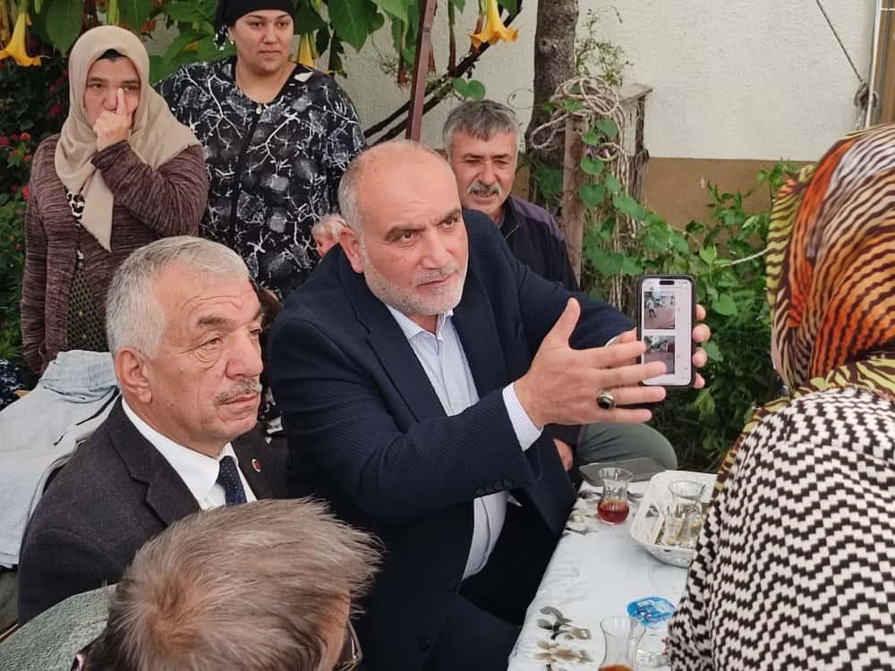 Başkan Sandıkçı: "Hemşehrilerimizle birlik ve berberlik içerisinde çalışmaya devam ediyoruz"