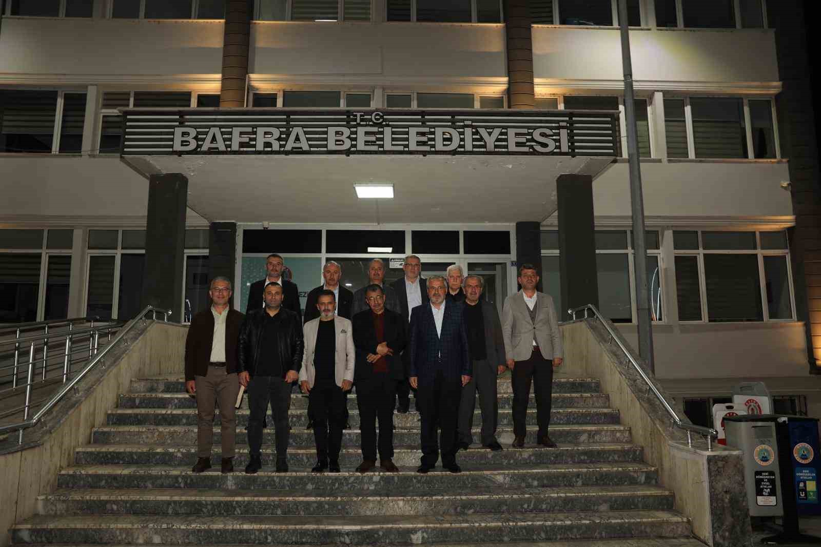 Yazar Hayati İnan&ccedil;, Bafralılar ile &lsquo;Aile&rsquo; konulu konferansta buluştu
