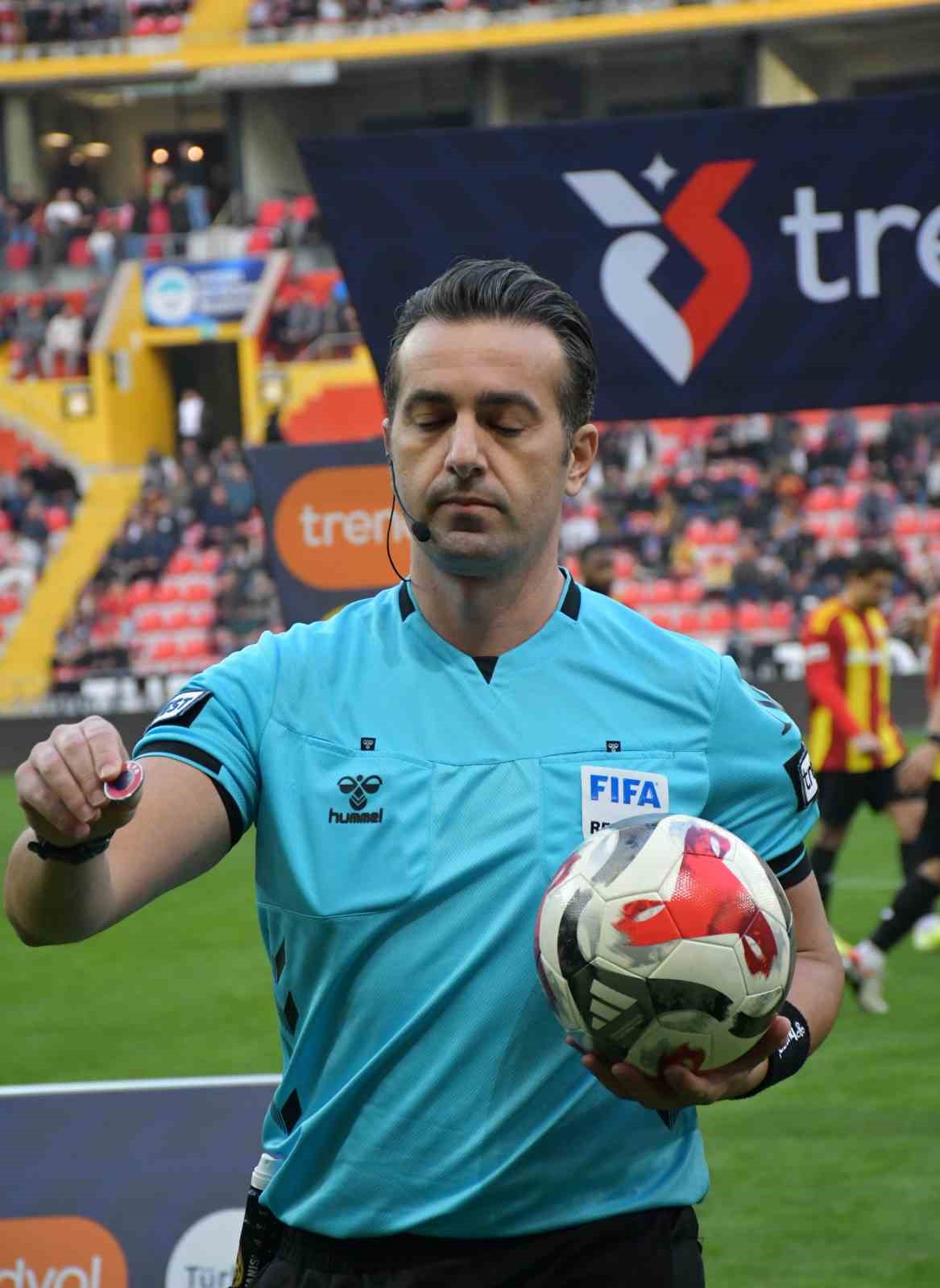 Trendyol S&uuml;per Lig: Kayserispor: 2 - Kasımpaşa: 1 (İlk yarı)
