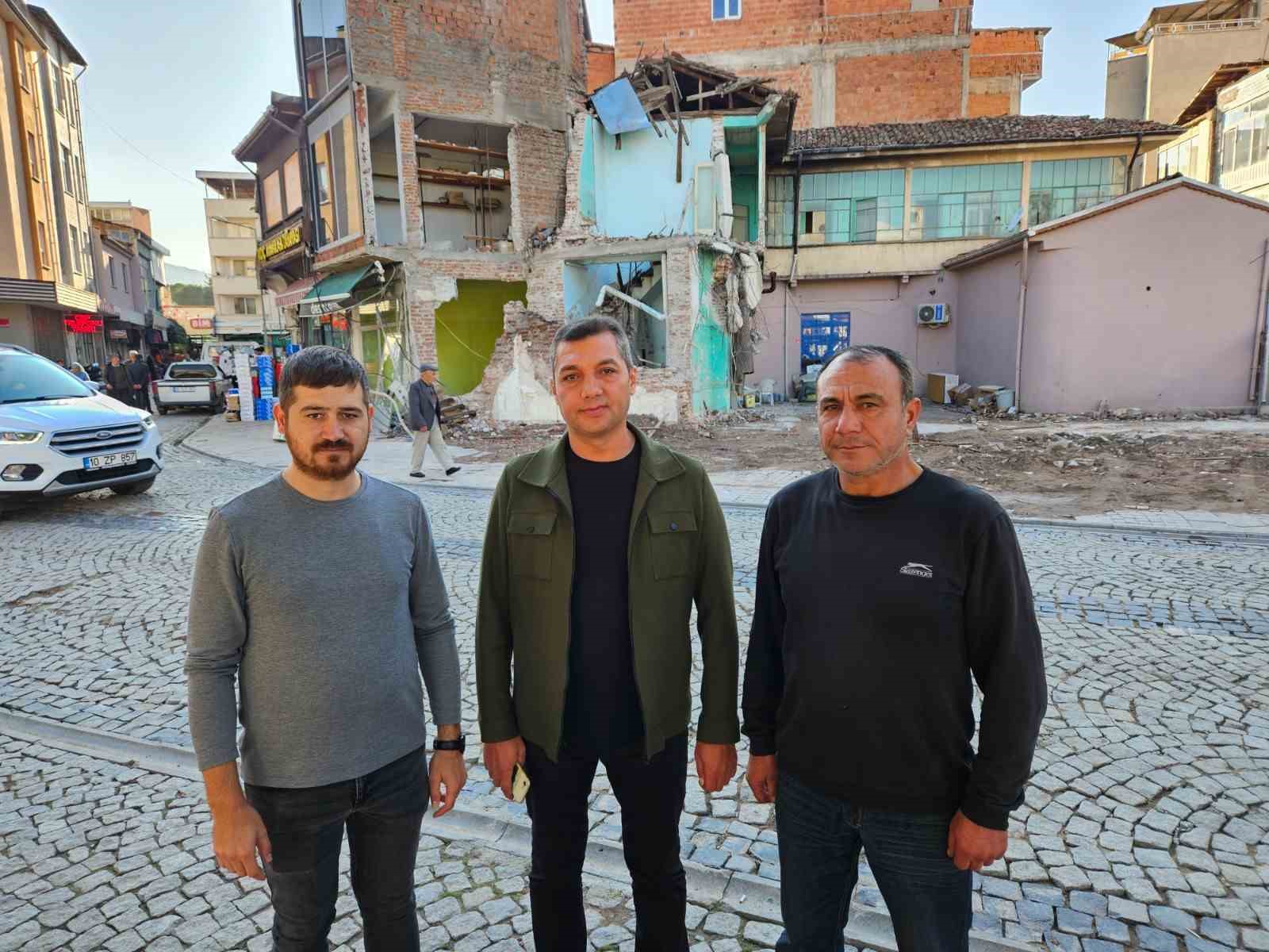 Sındırgı&rsquo;da deprem esnafı olumsuz etkiledi
