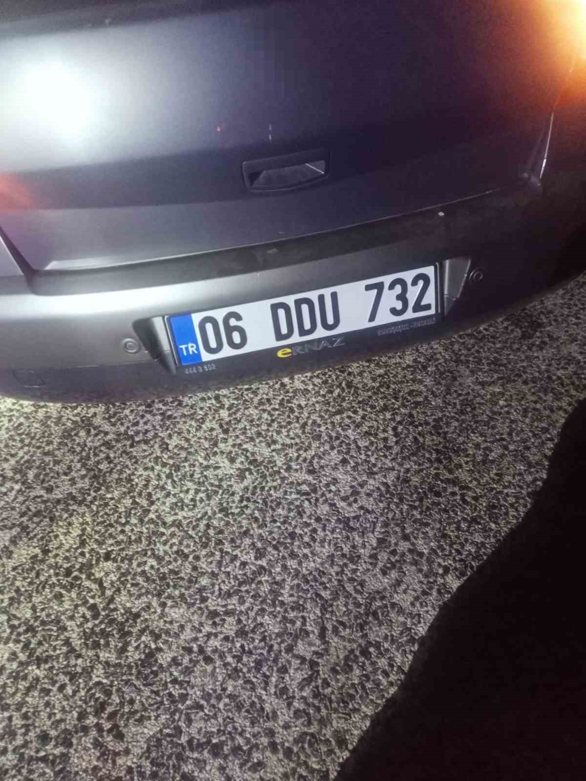 Bolu’da domuza çarpan otomobil hurdaya döndü: 1 yaralı
