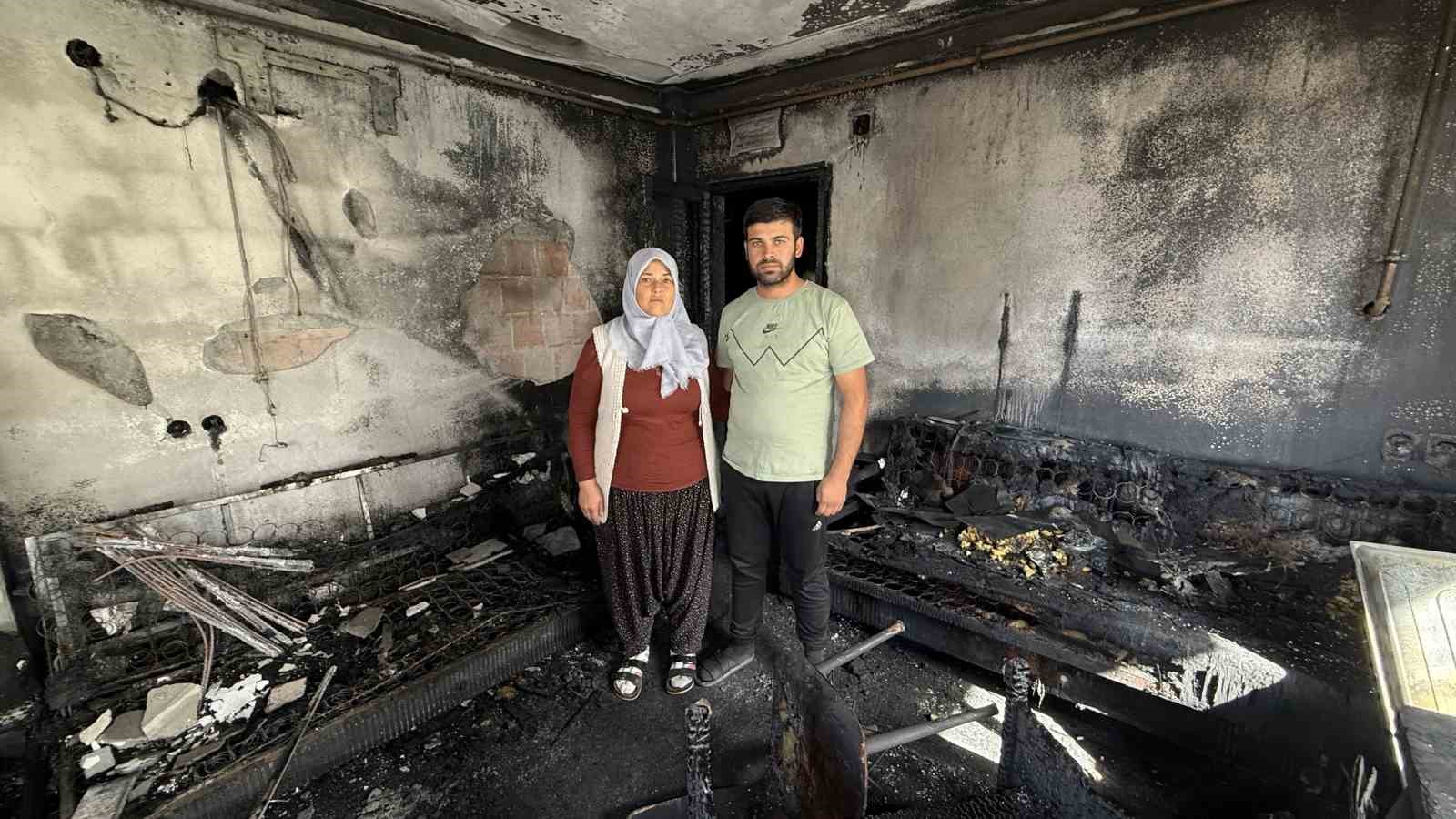 Evleri yangında küle döndü, aile canını zor kurtardı