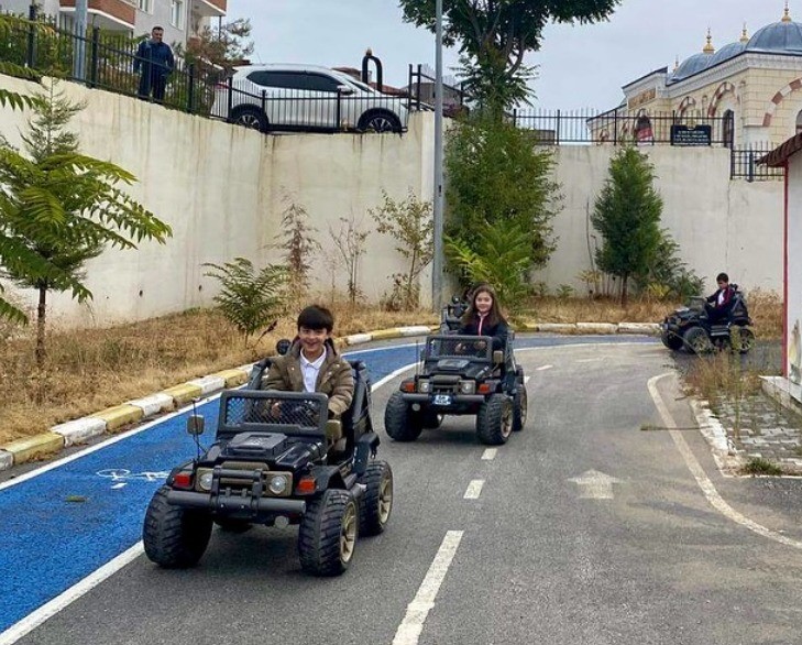 Bilecik&rsquo;te g&uuml;venli gelecek i&ccedil;in trafik dersi
