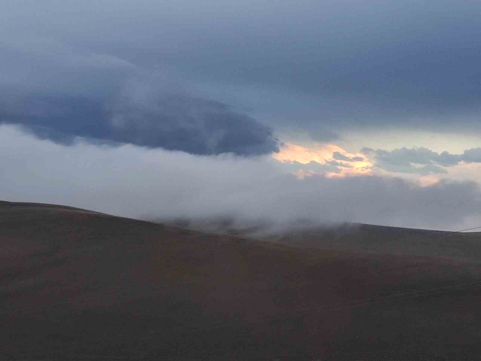 Yüksek kesimlere sis çöktü