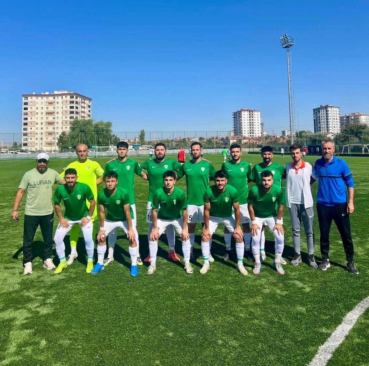 Kayseri Şekerspor farklı kazandı