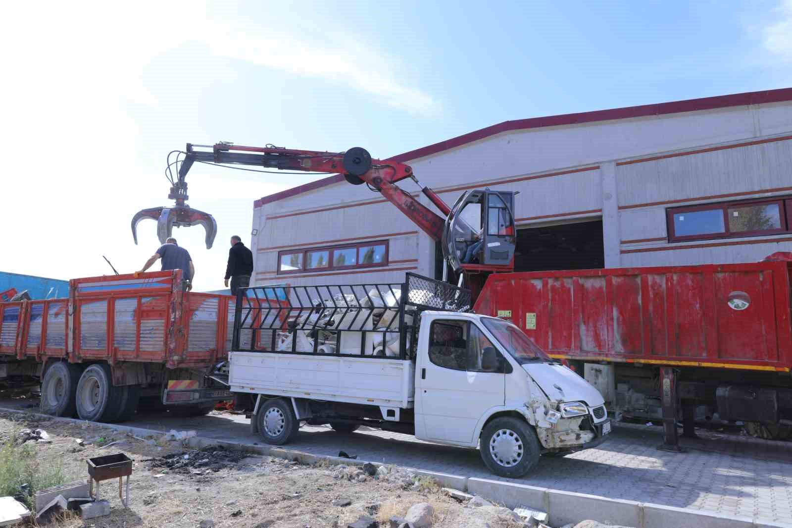Sıfır Atık&rsquo;ta &ouml;nc&uuml;, d&ouml;ng&uuml;sel ekonomide &ouml;rnek: N&Ouml;H&Uuml;&rsquo;den 1,5 milyon TL&rsquo;lik gelir
