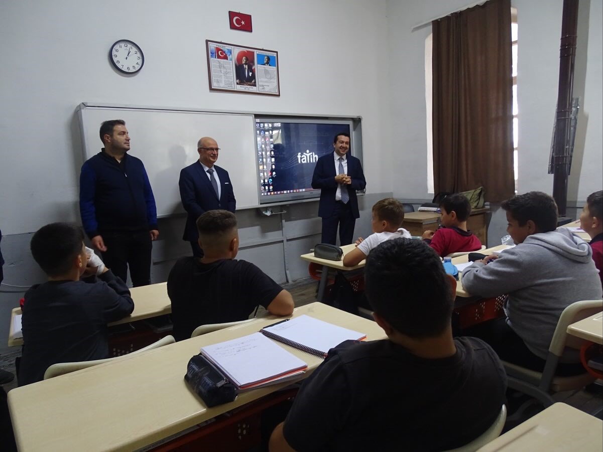 Kaymakam Evilece&rsquo;den okul ziyaretleri
