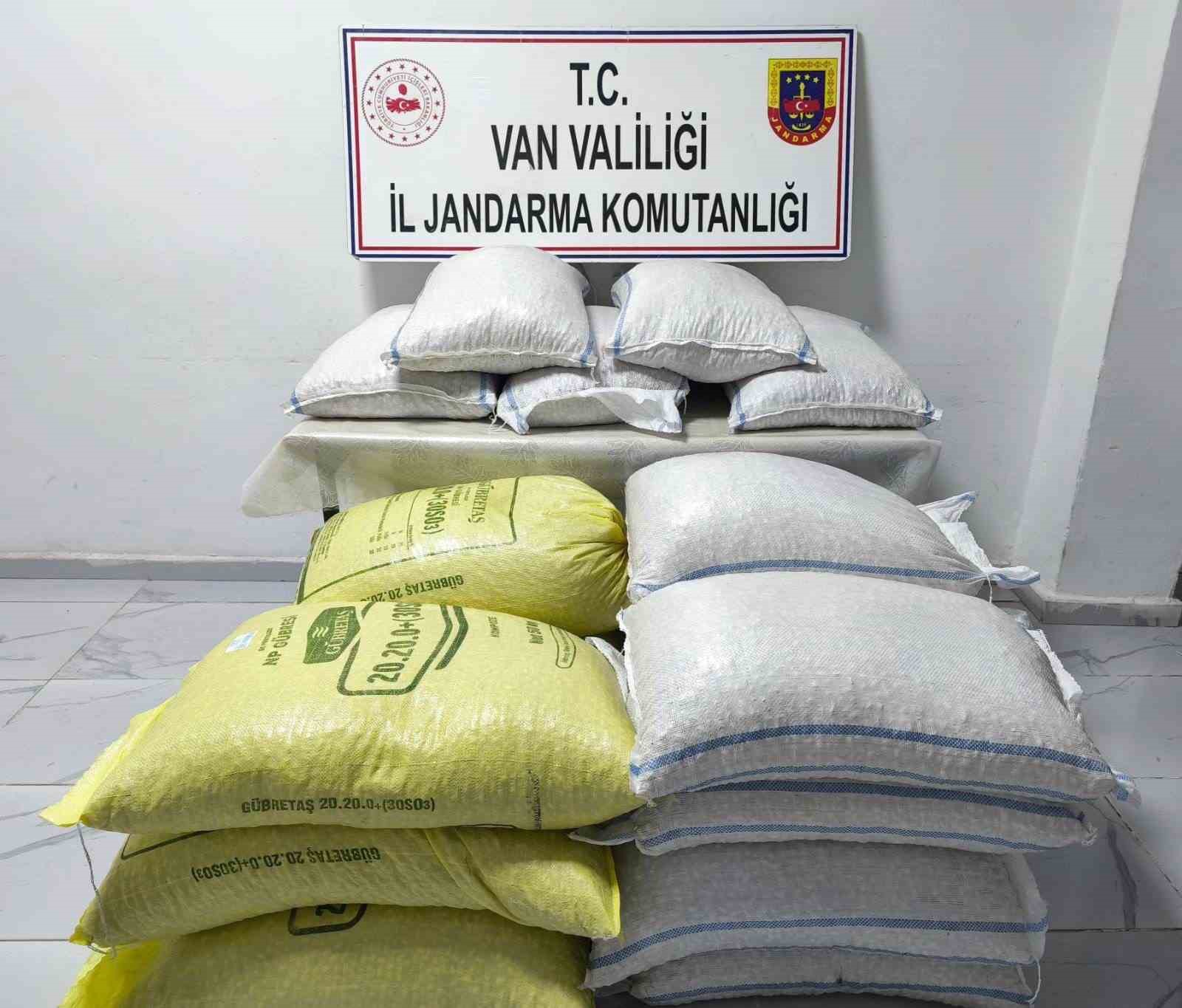 Van’da gümrük kaçakçılığı operasyonu