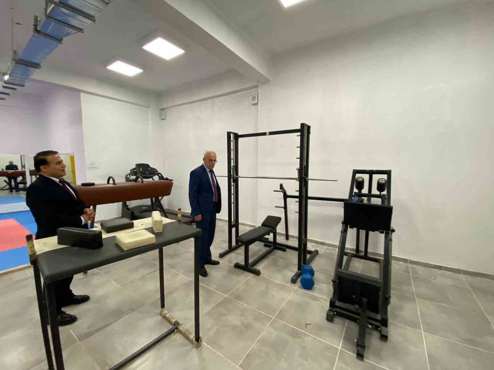 Arslant&uuml;rk Spor Lisesi &ouml;ğrencileriyle bir araya geldi
