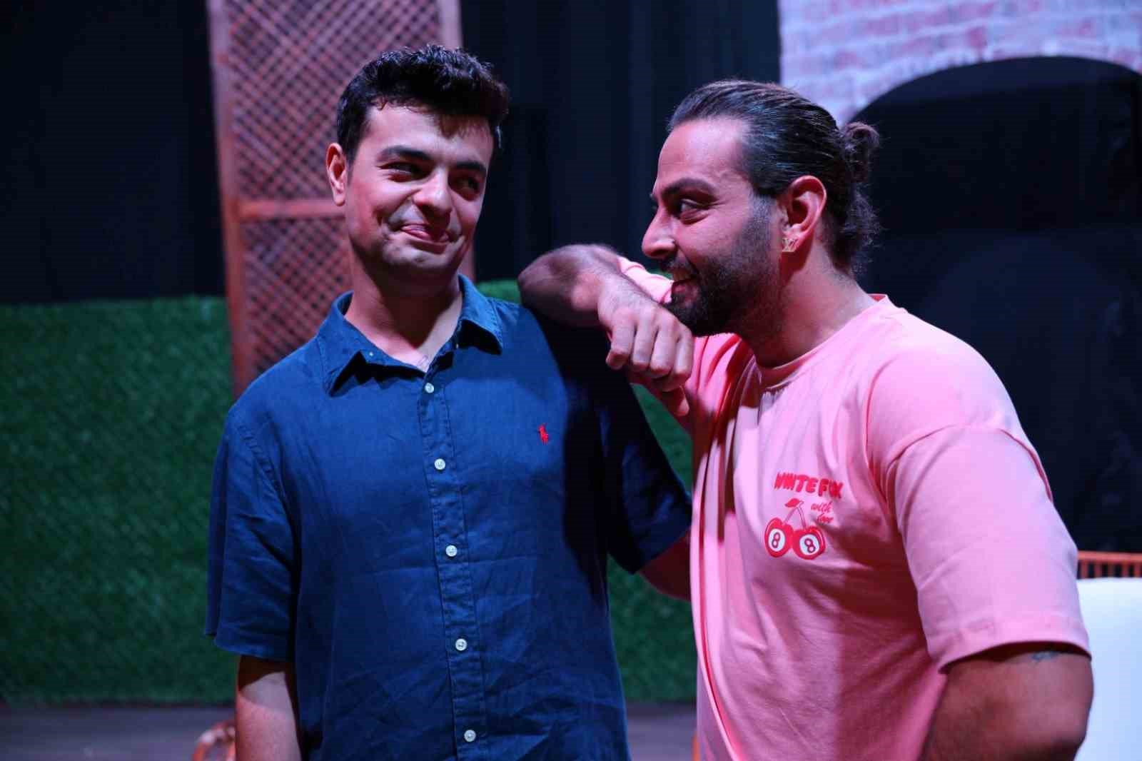 Bodrum Şehir Tiyatrosu’nun oyunu ilgi gördü