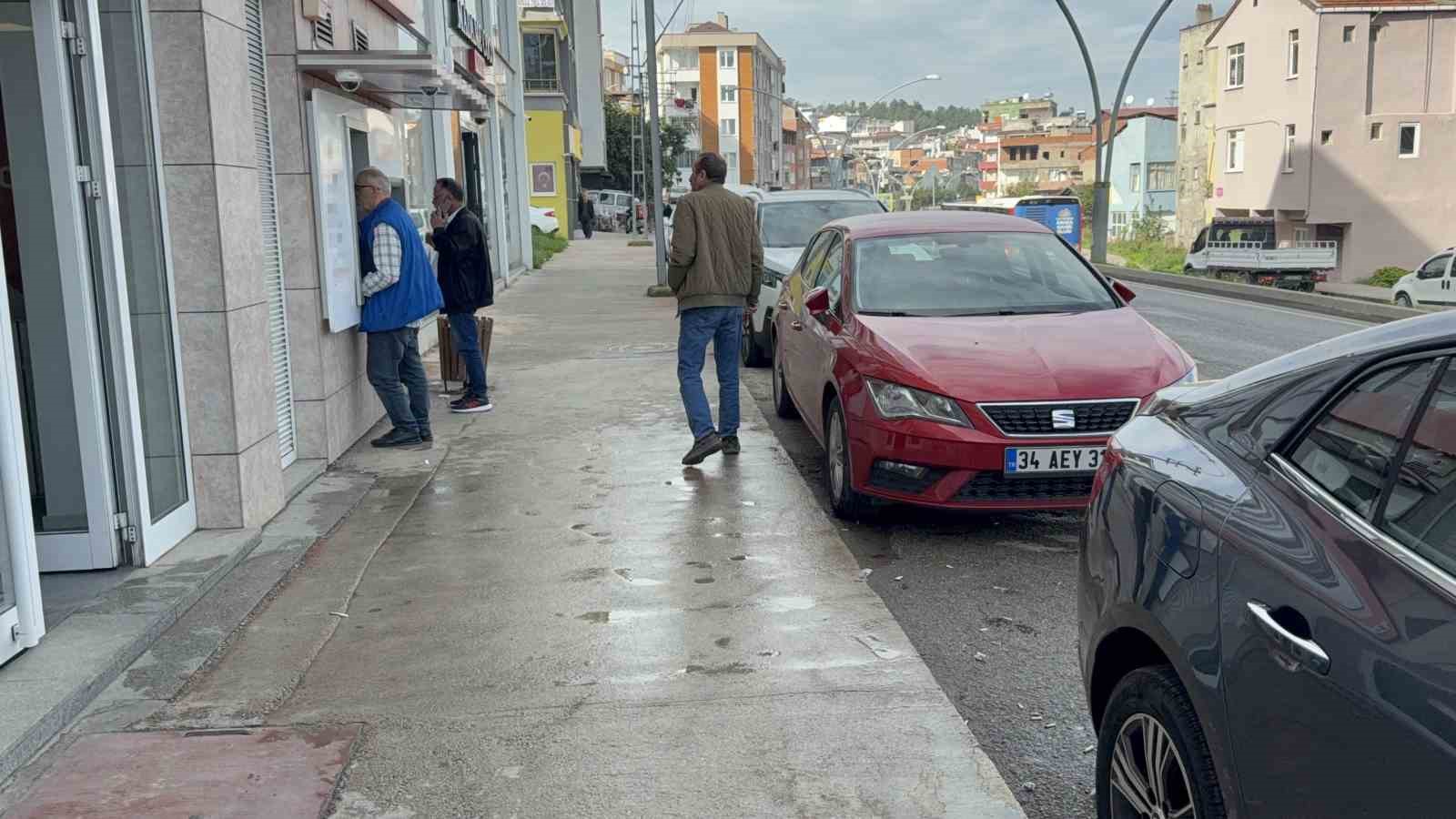 Cezaevi ziyareti dönüşü bıçaklı saldırıda yaralandı