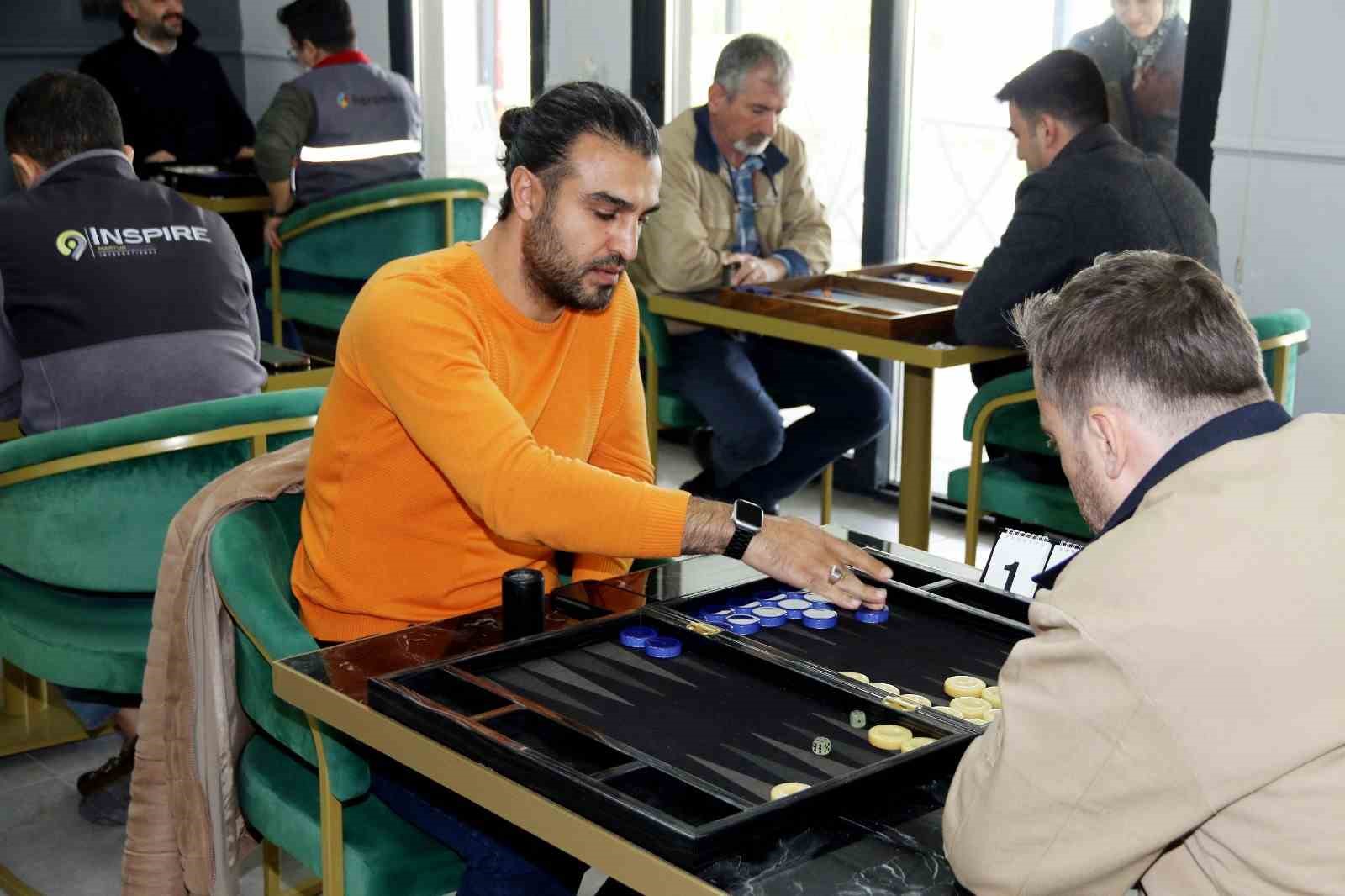 K&uuml;tahya OSB&rsquo;de 4. Geleneksel Firmalar Arası Tavla Turnuvası başladı
