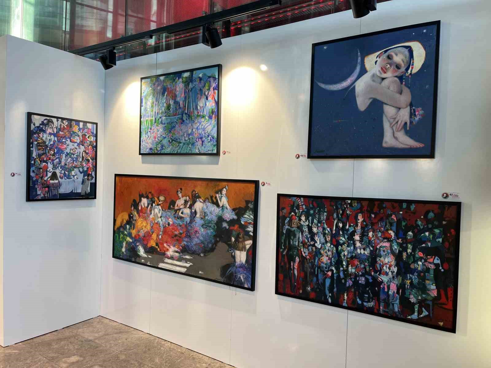 Cengiz Aytmatov Enstitüsü, İstanbul’da "Ulu Bozkırın Ruhu" adlı resim sergisi düzenledi