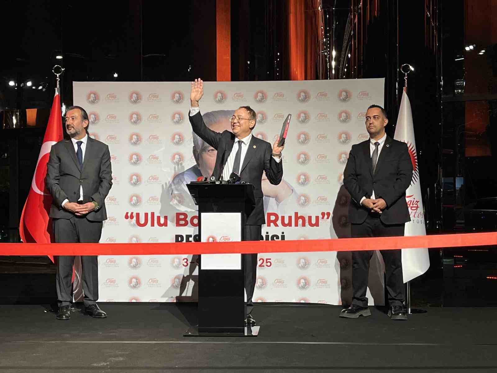 Cengiz Aytmatov Enstit&uuml;s&uuml;, İstanbul&rsquo;da "Ulu Bozkırın Ruhu" adlı resim sergisi d&uuml;zenledi
