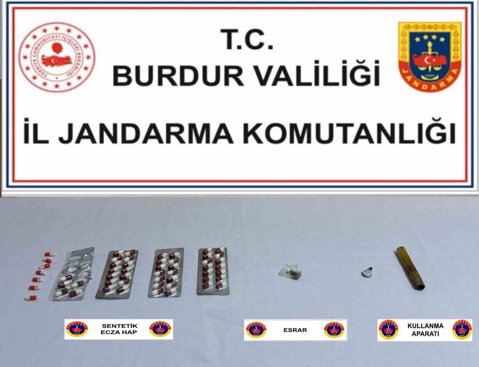 Burdur’da jandarmadan uyuşturucu operasyonunda 3 gözaltı