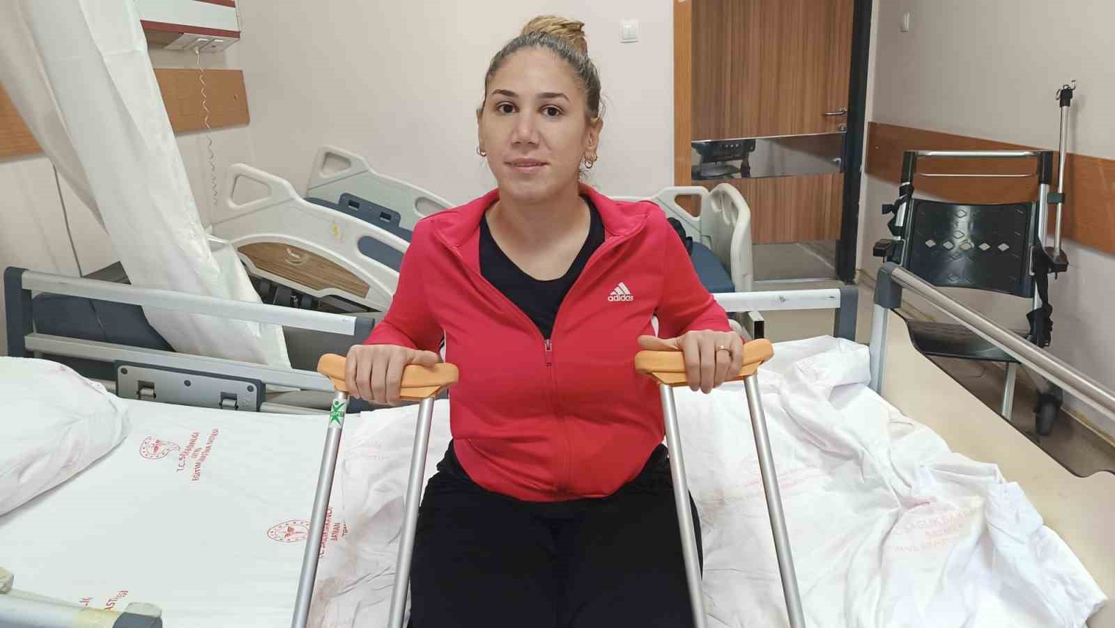 Batman&rsquo;da bir ilk: Milli sporcu kapalı y&ouml;ntem aşil tendonu ameliyatıyla sağlığına kavuştu
