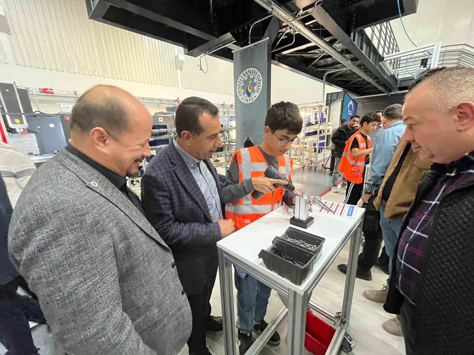 MAKSİAD Başkanı Sarı; &quot;Model Fabrika, sanayimize önemli katkılar sunuyor&quot;