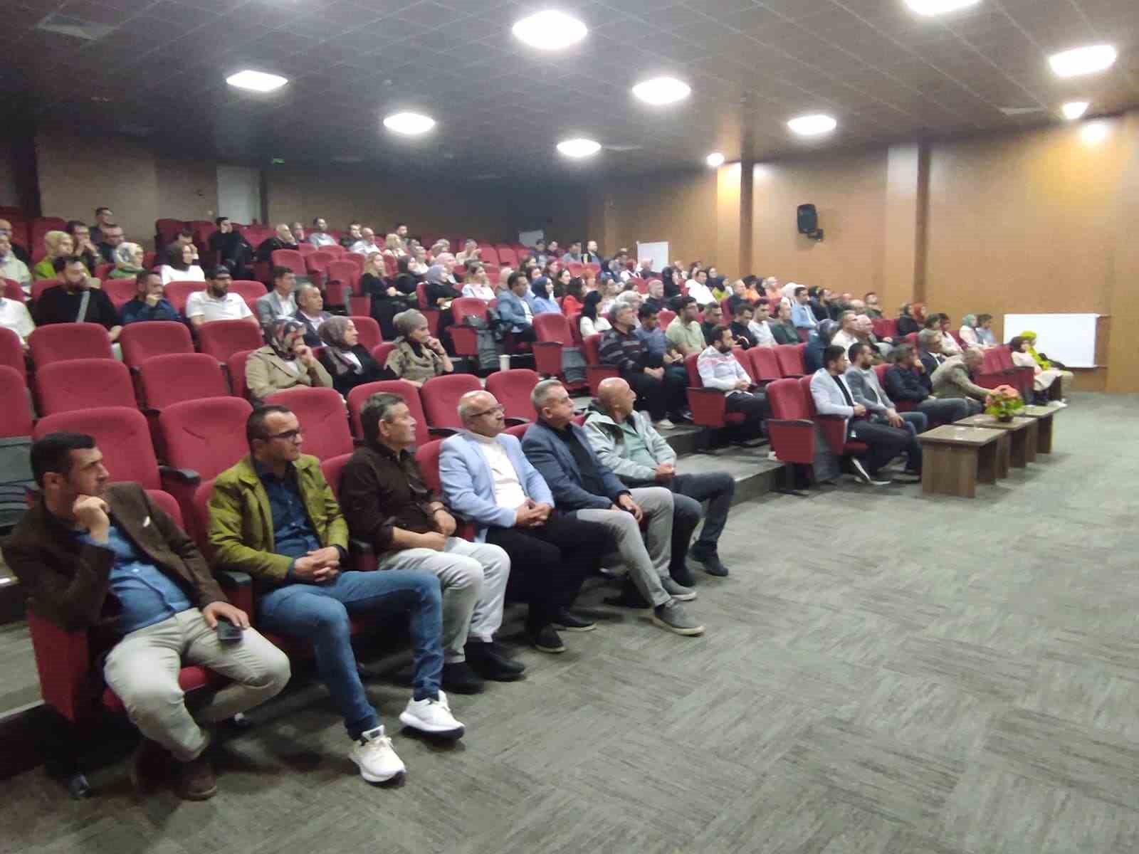 İl&ccedil;e Milli Eğitim M&uuml;d&uuml;r&uuml; Kilitci: "Eğitimde kaliteyi arttırmak ancak ortak &ccedil;abayla m&uuml;mk&uuml;nd&uuml;r"
