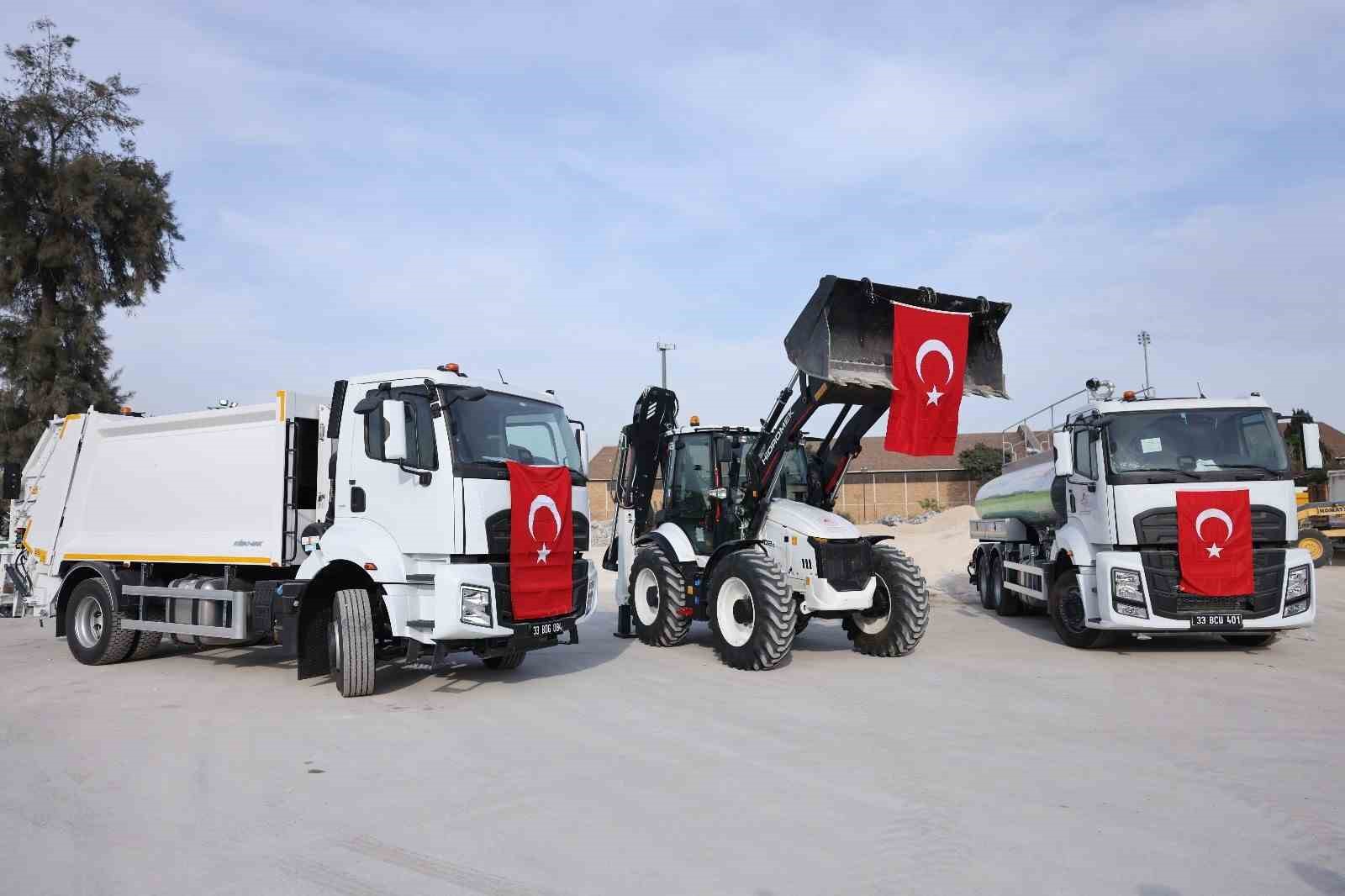 Akdeniz Belediyesi araç filosunu güçlendirdi