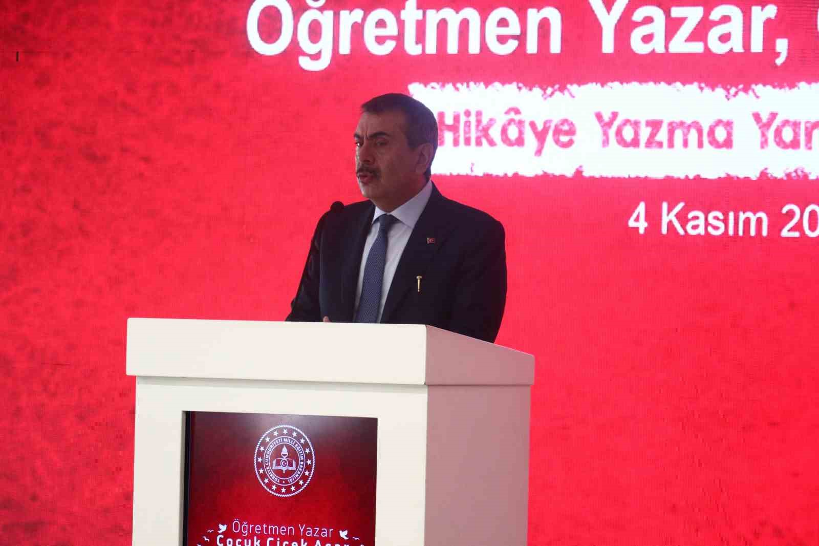 Bakan Tekin: "MEB olarak çok büyük bir aileyiz"