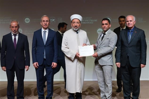 GİBTÜ-Müftülük işbirliğinde "Din Görevlileri Mesleki Eğitim ve Gelişim Seminerleri II" sertifika töreni