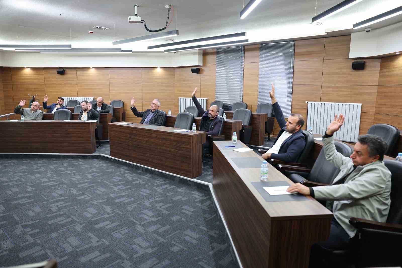 Başkan &Ouml;zdoğan: "Hacılar&rsquo;da yeni projeler i&ccedil;in hazırlıklarımız s&uuml;r&uuml;yor"
