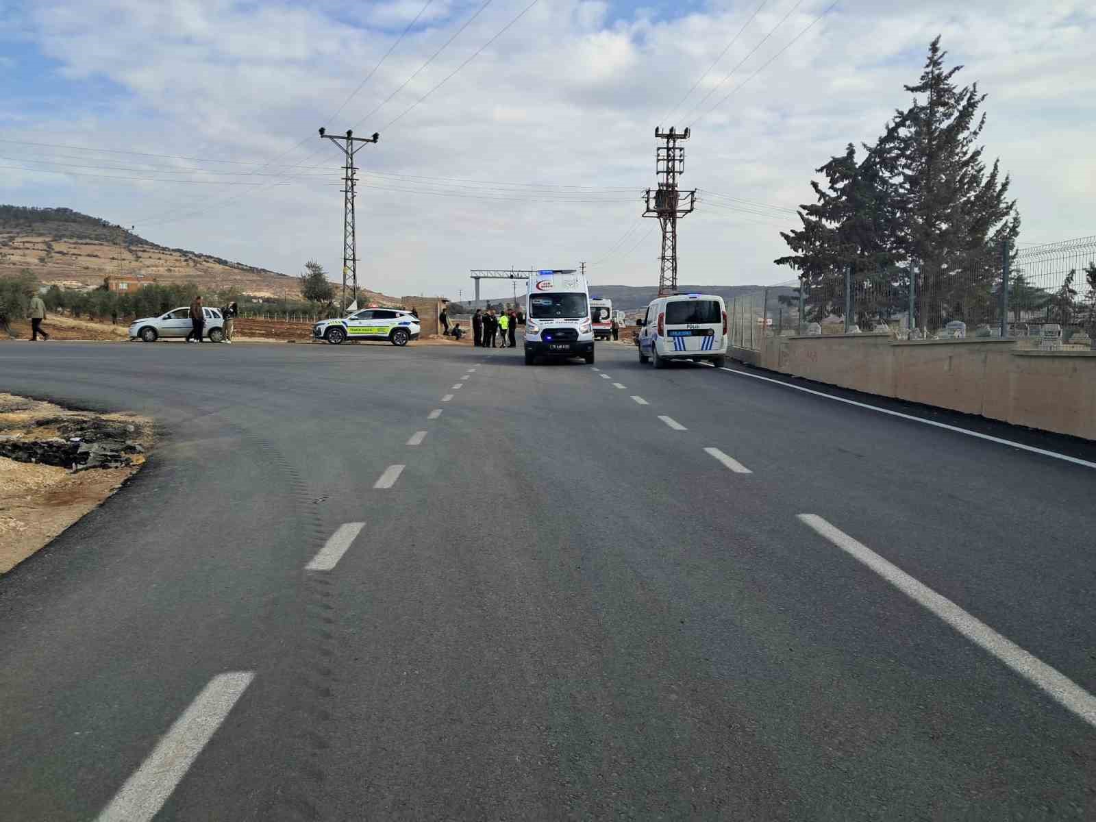 Kilis’te iki araç çarpıştı: 4 yaralı