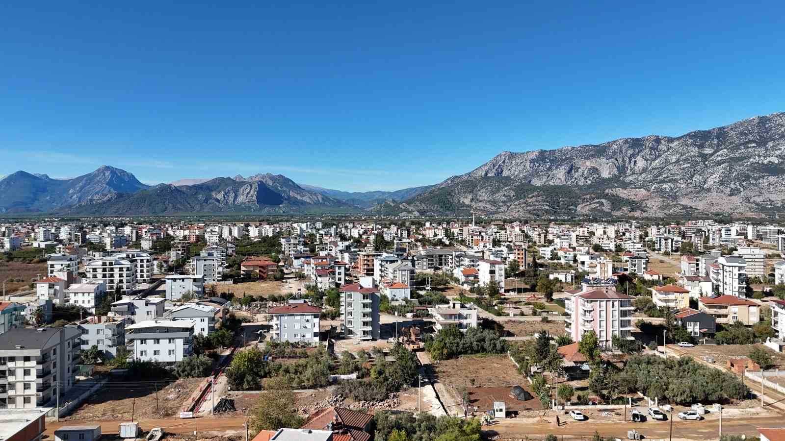 B&uuml;y&uuml;kşehir&rsquo;den D&ouml;şemealtı&rsquo;na 124 kilometre yeni kanalizasyon hattı
