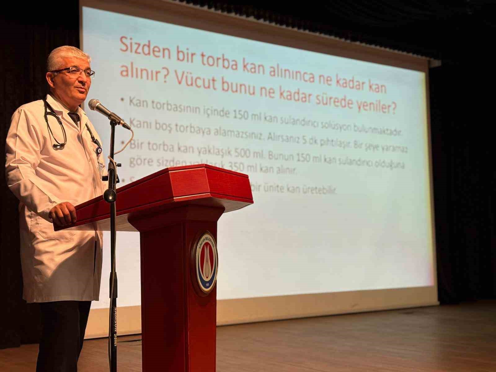 Sincan Belediyesi’nden ‘Kızılay Haftası’ semineri