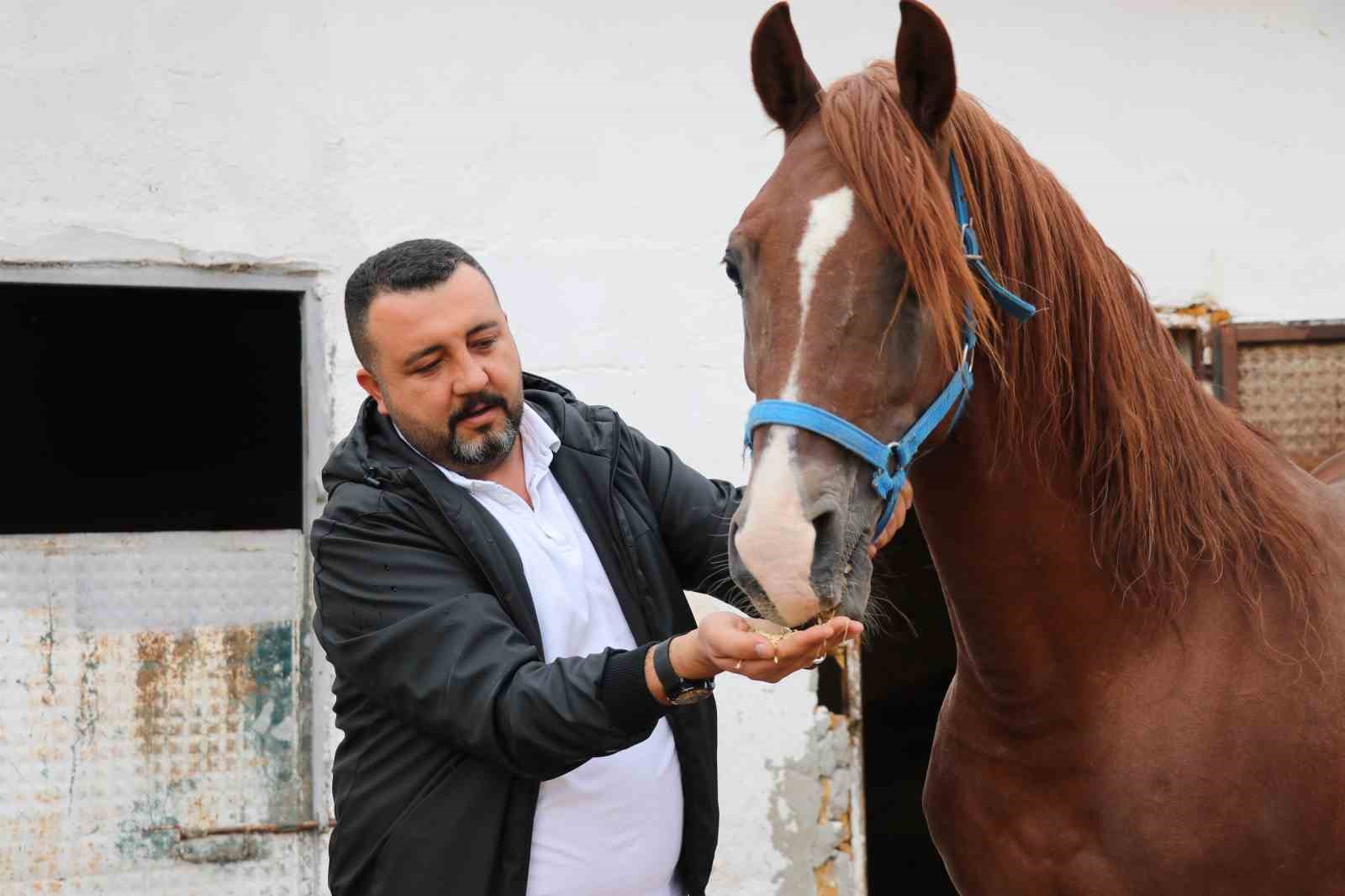 Asırlık gelenek bitiyor, son ustalar çalışmaya devam ediyor