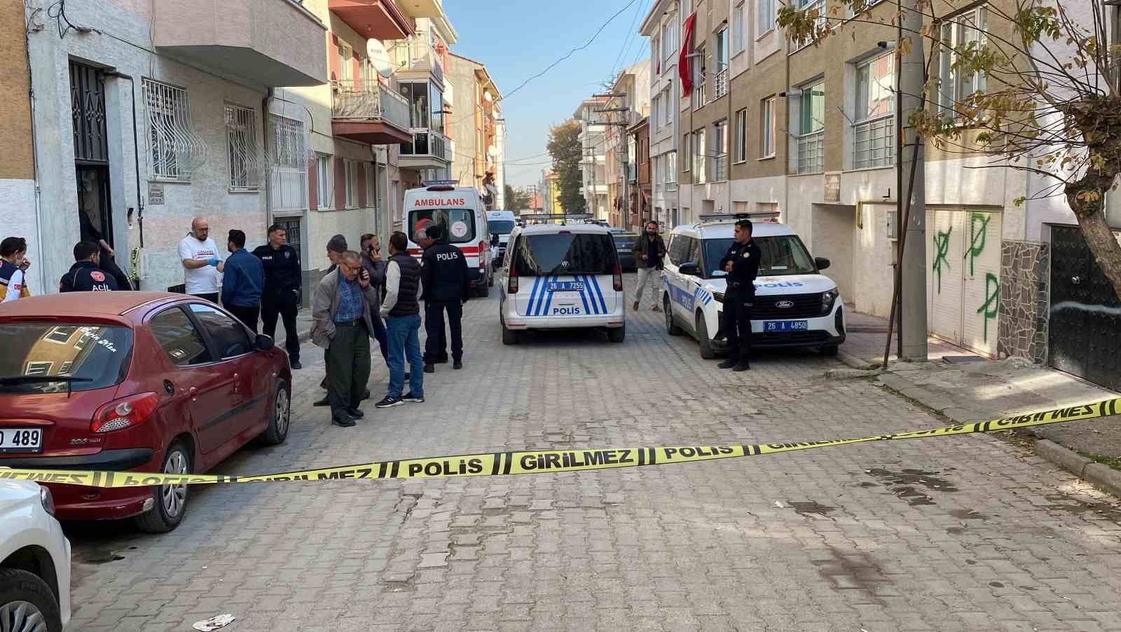 Eskişehir&rsquo;de ş&uuml;pheli &ouml;l&uuml;m
