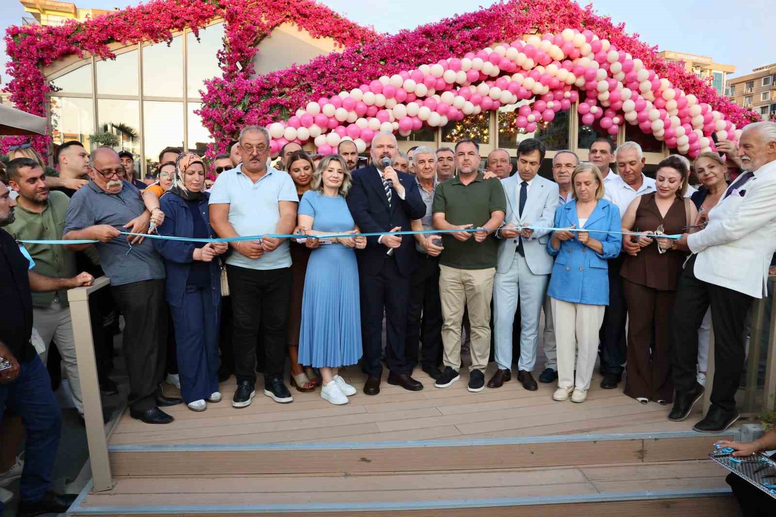 Menemen Belediyesinden her aya bir açılış