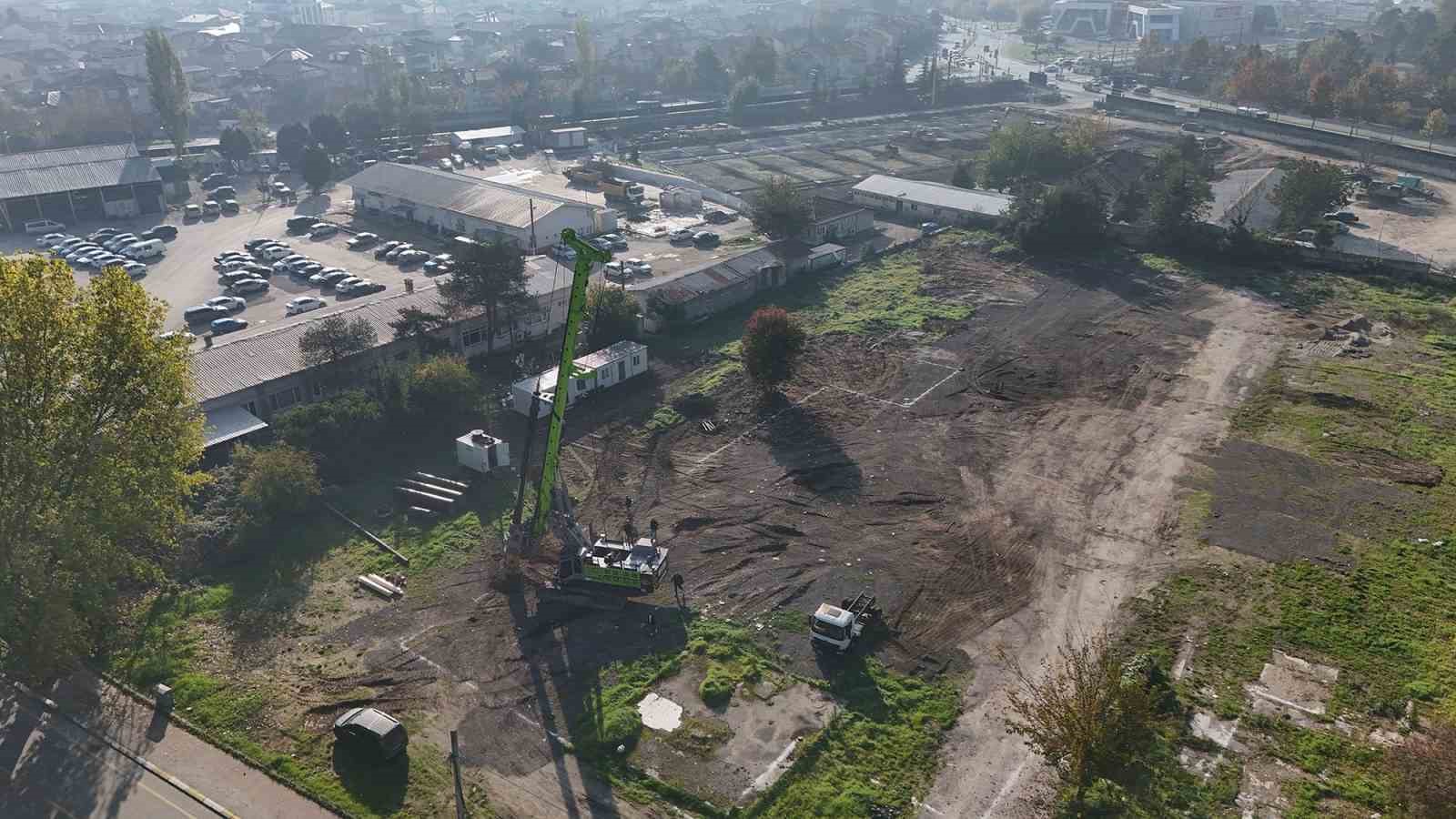 1 milyon kitaplı Şehir Kütüphanesi için ilk kazma vuruldu