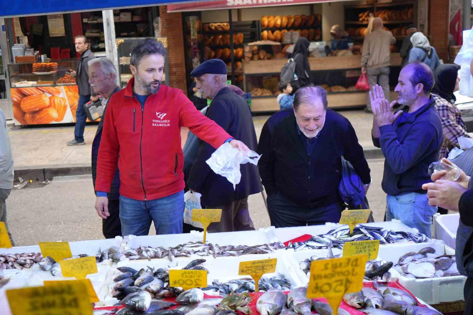 Tezgahlarda hamsi bolluğu
