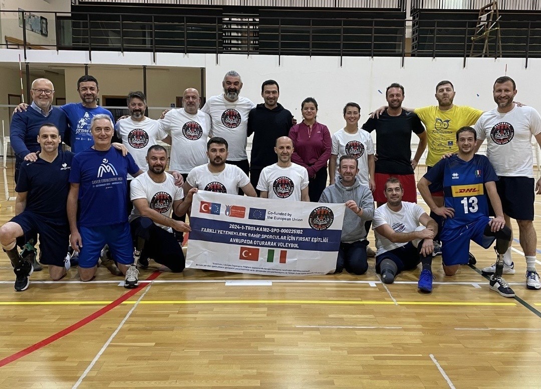 İtalya’da oturarak voleybol deneyimi