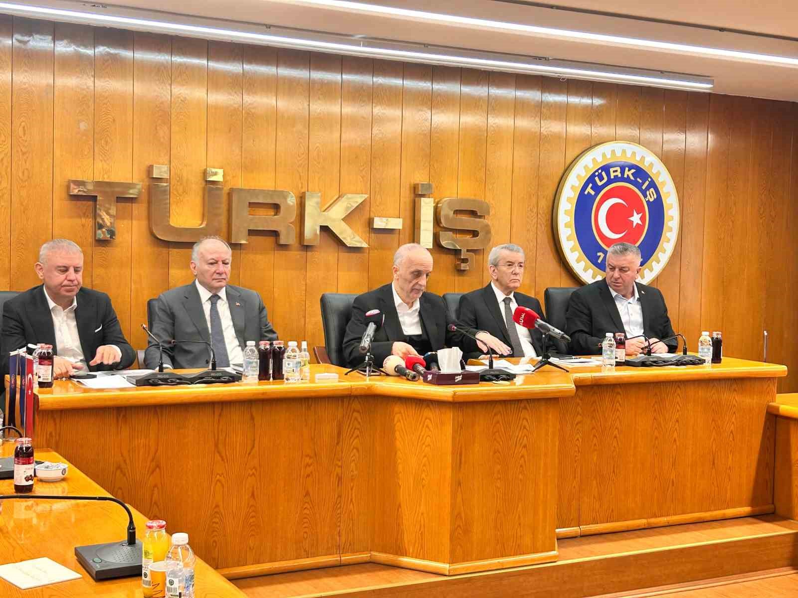 TÜRK-İŞ Genel Başkanı Atalay: "Yeni bir düzenleme olmazsa Asgari Ücret Tespit Komisyonu’na katılmayacağız"