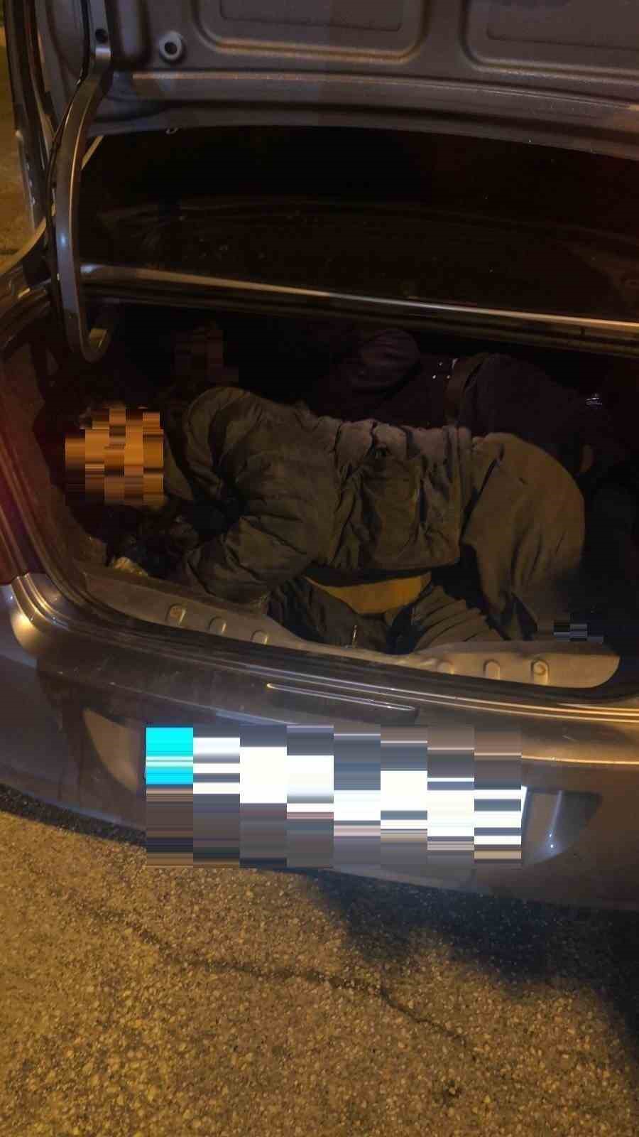 Bir ay i&ccedil;inde 28 d&uuml;zensiz g&ouml;&ccedil;men yakalandı
