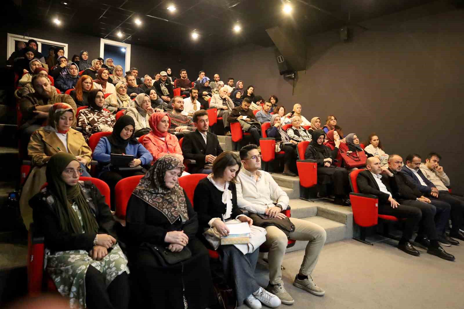 Sakarya B&uuml;y&uuml;kşehir Akademi&rsquo;de dersler yoğun katılımla başladı
