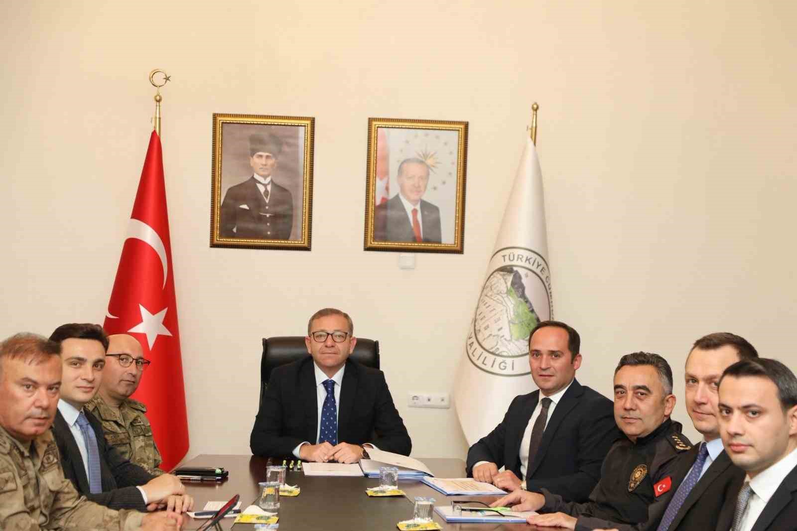 Kars’ta asayiş ve güvenlik toplantısı yapıldı.