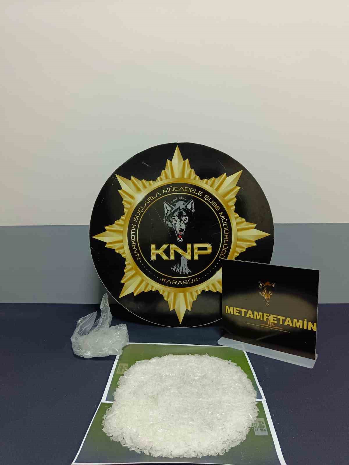 Karabük’te uyuşturucu operasyonlarında 3 kişi tutuklandı