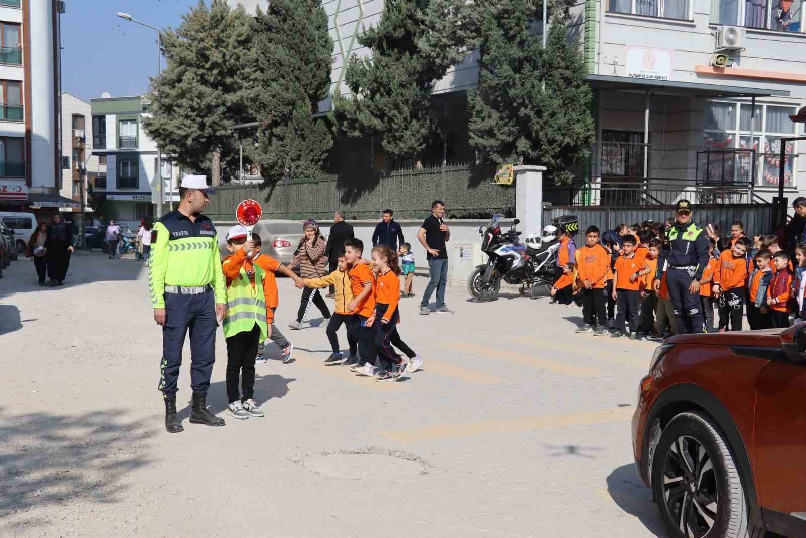Yaya önceliğine jandarma denetimi
