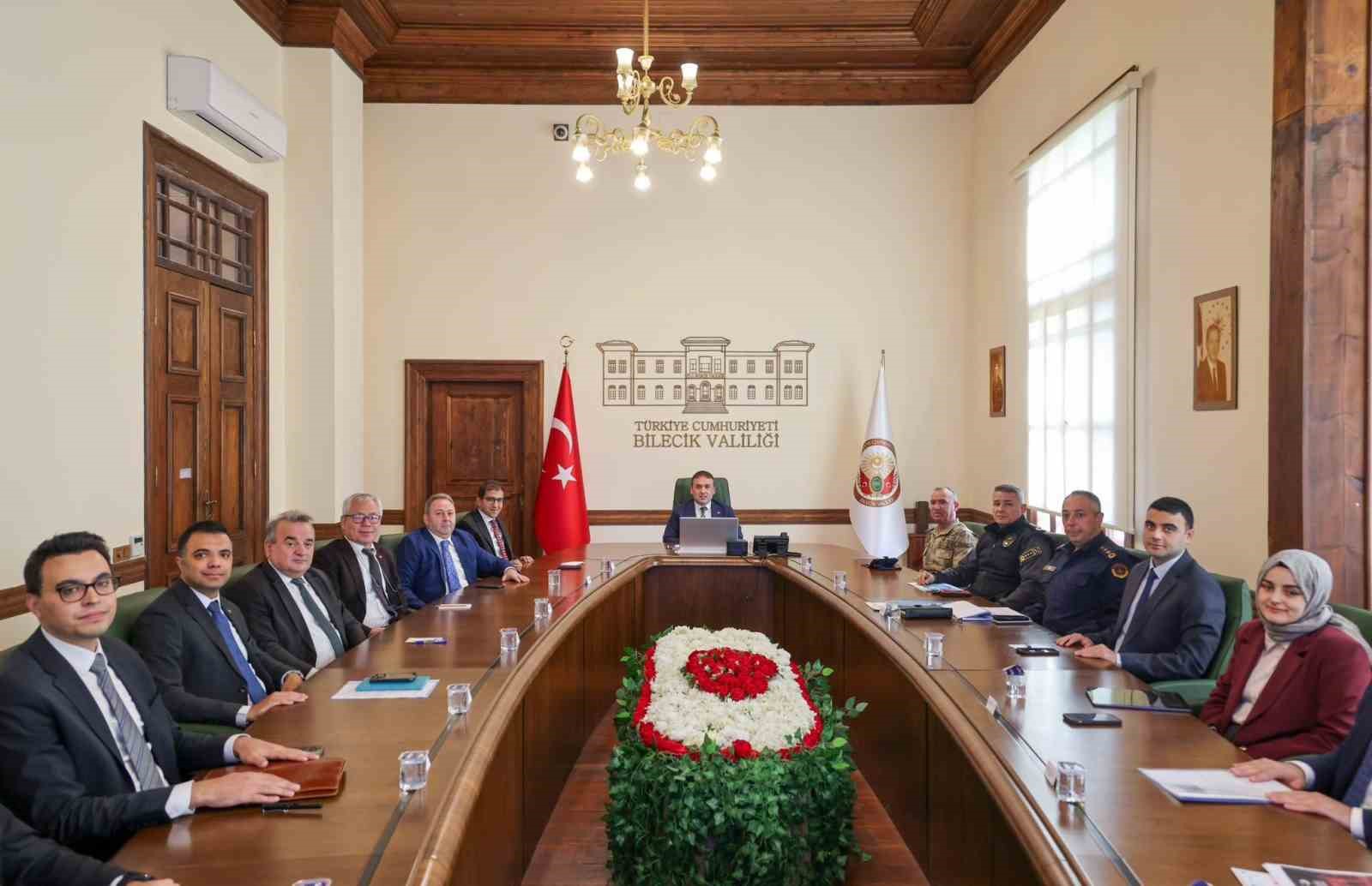 Bilecik’te asayiş ve güvenlik toplantısı gerçekleştirildi