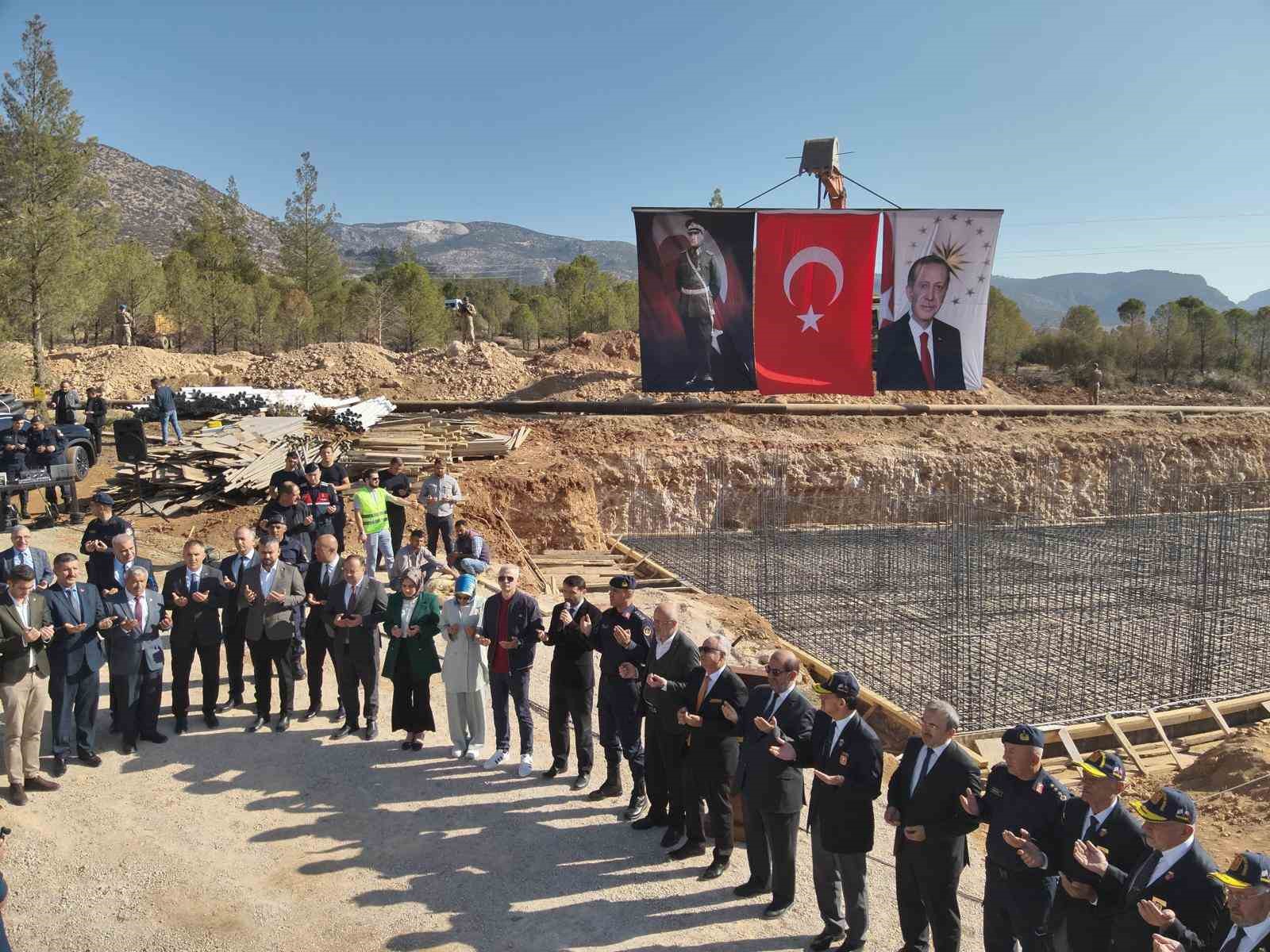 Bucakkışla’da jandarma karakolu hizmet binasının temeli törenle atıldı