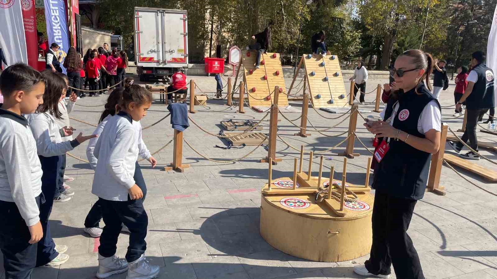 Geleneksel Oyunlar Tırı’nın 56. durağı Karaman oldu